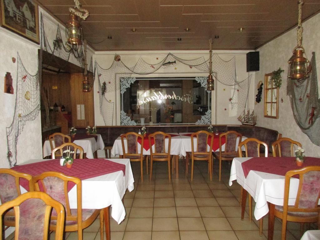 Weimer Hotel Weinähr Екстериор снимка
